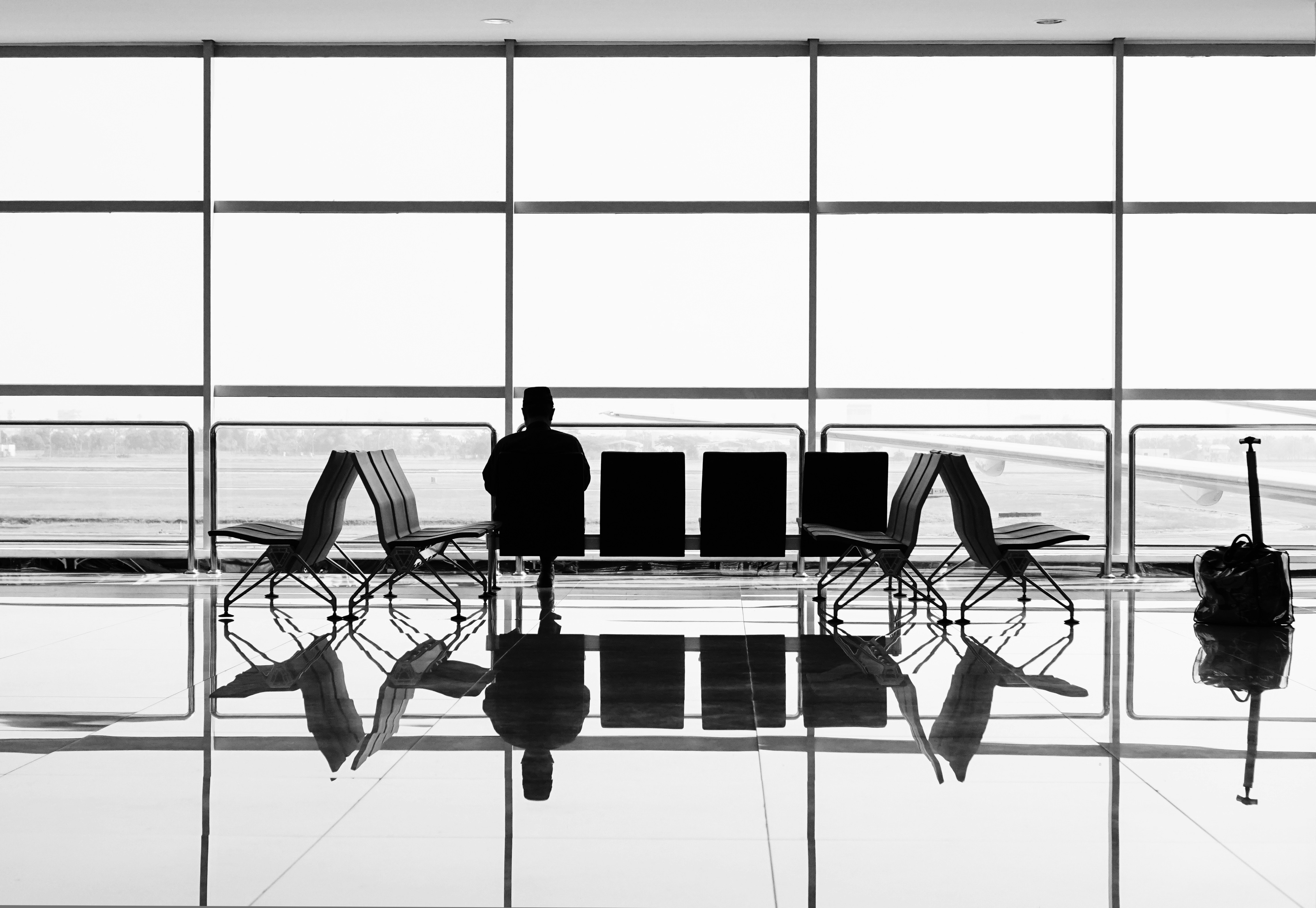 The best airport comfort products for long travel days gallery image 2